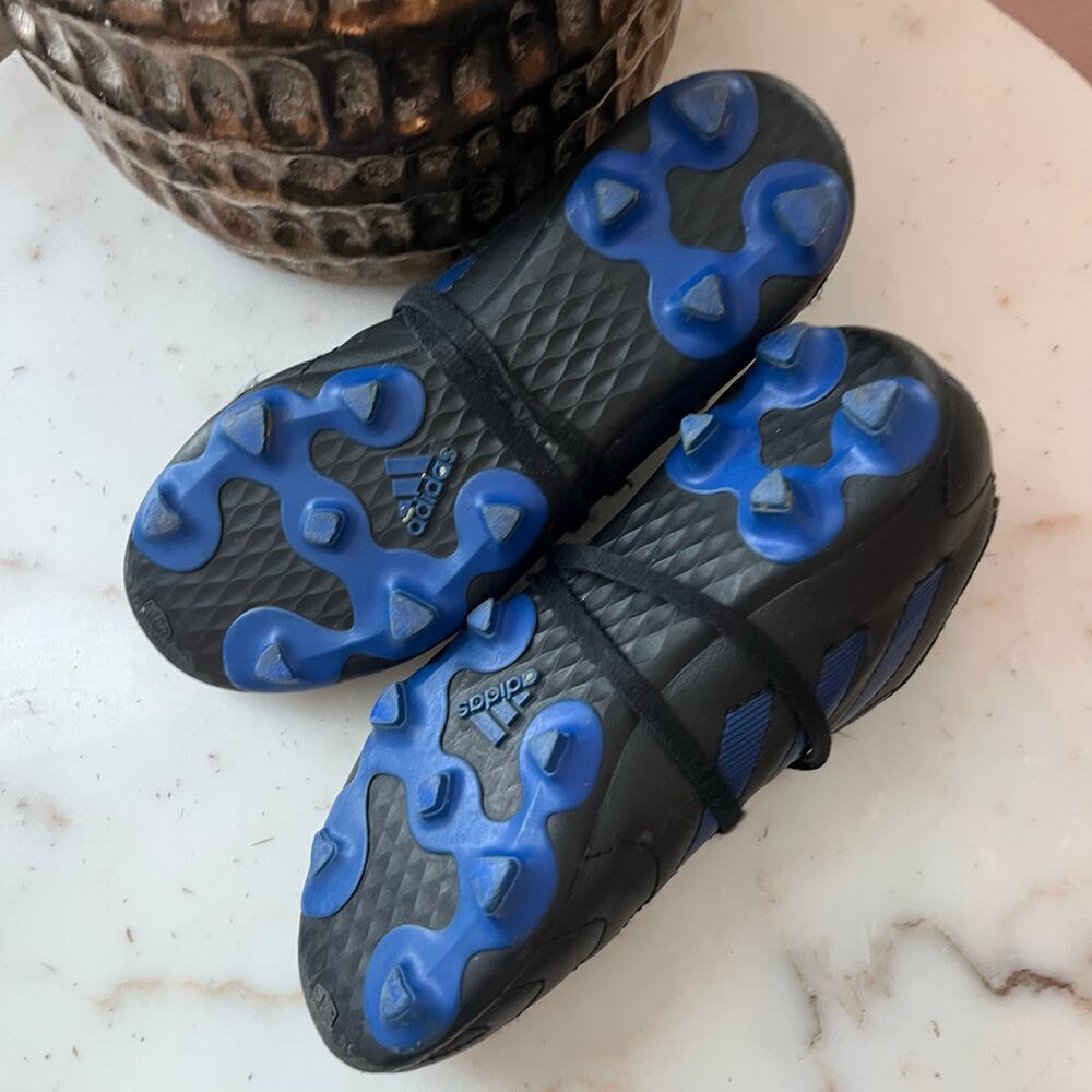 Adidas Youth Soccer Cleat Size 13K Black and Blue Lace Up - Picture 5 of 6